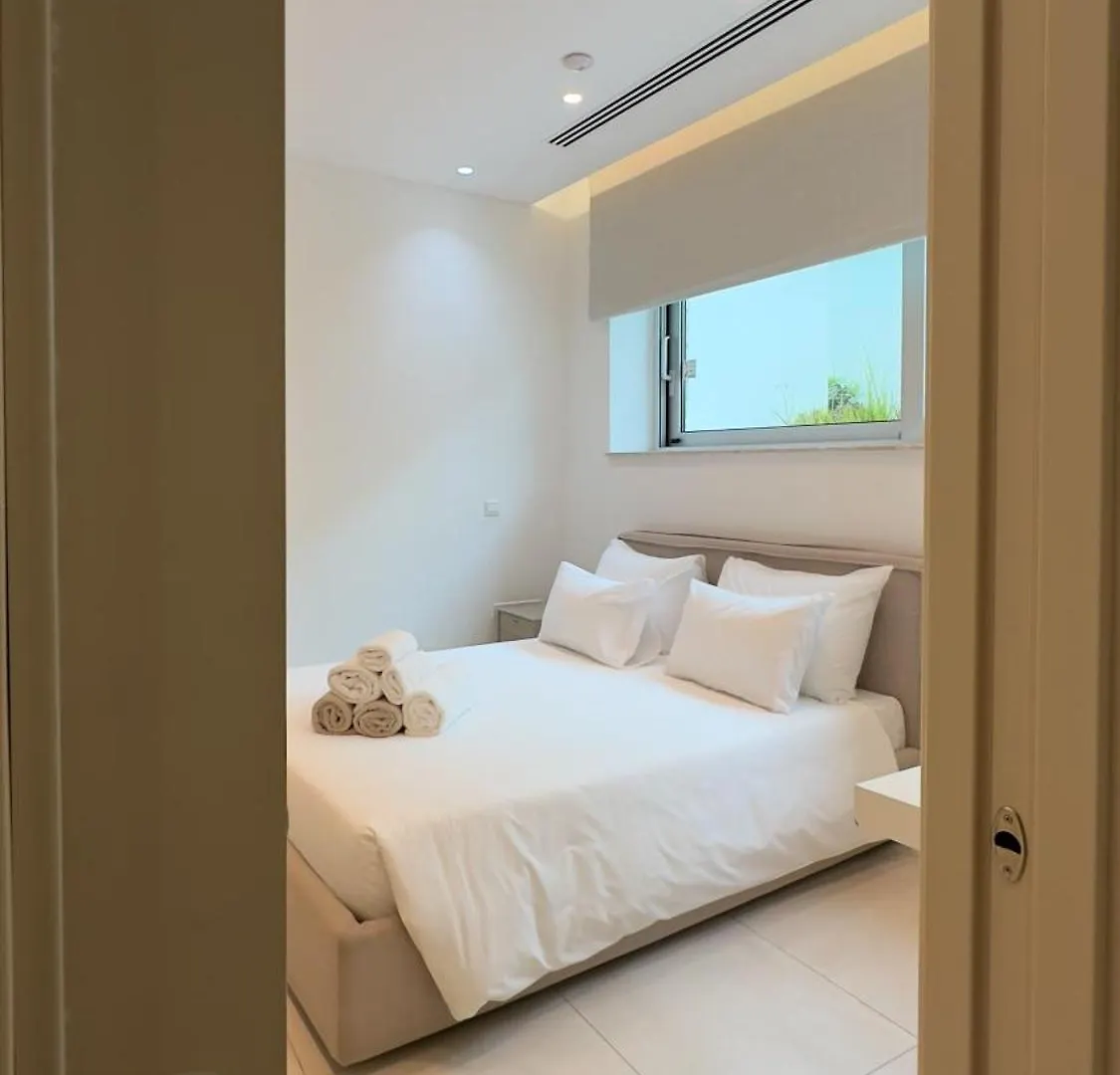 Vivo Mare Beachfront Villas - Seashell Айя-Напа