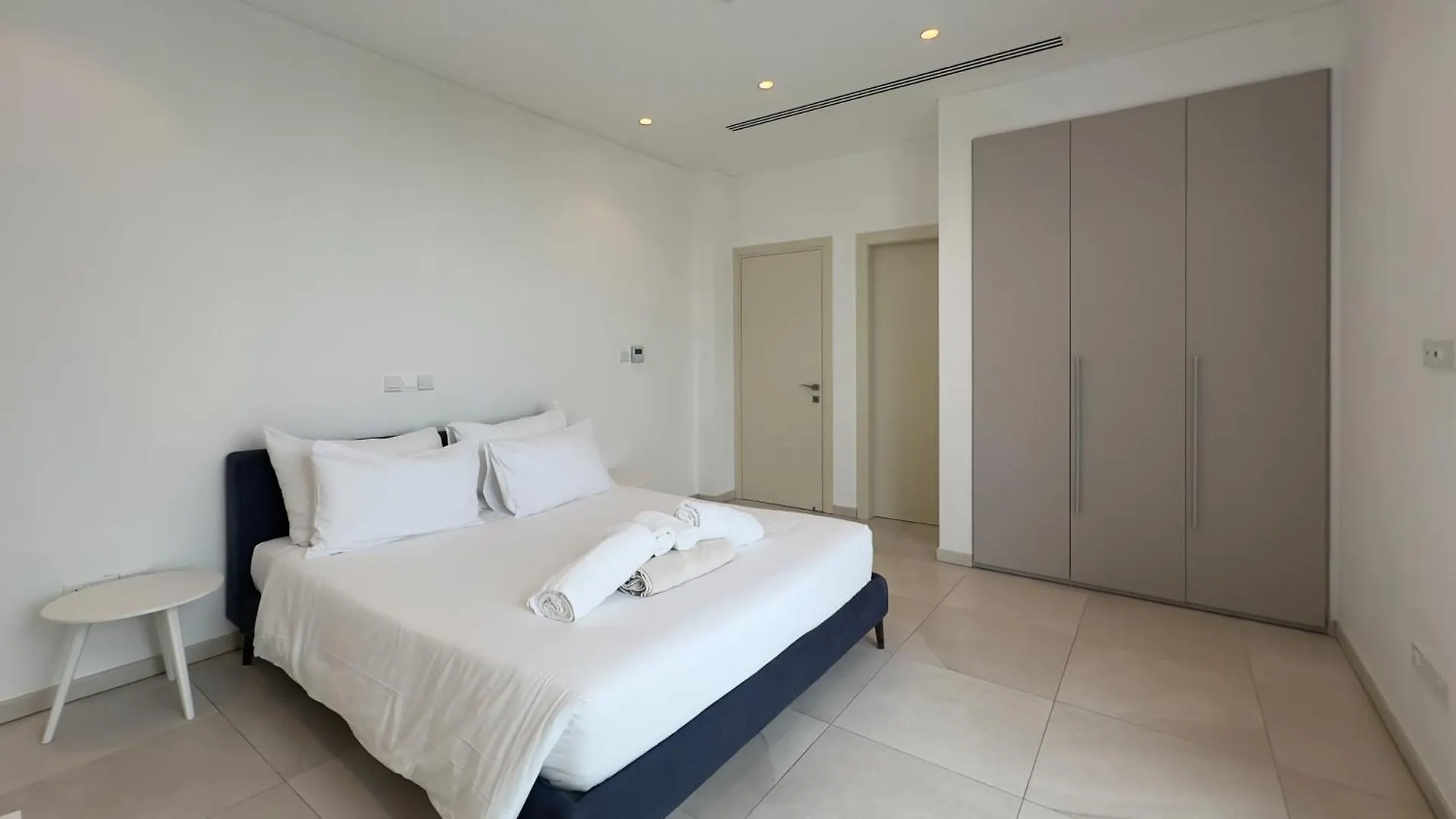 Vivo Mare Beachfront Villas - Seashell Айя-Напа